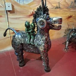 Trash Art Museum Budapest - Egyéb