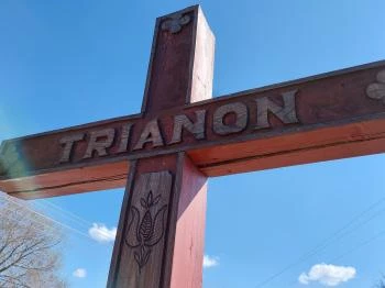 Trianon emlékmű Lovasberény