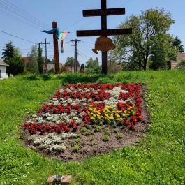 Trianon emlékmű, Lovasberény - Egyéb