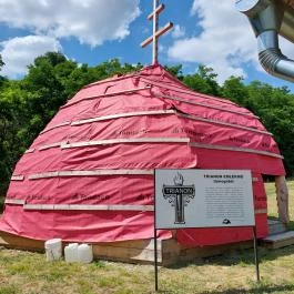 Trianon emlékmű Sokorópátka - Külső kép