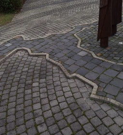 Trianon emlékmű