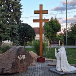 Trianon emlékmű Balatonszabadi - Külső kép
