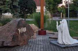 Trianon emlékmű Balatonszabadi