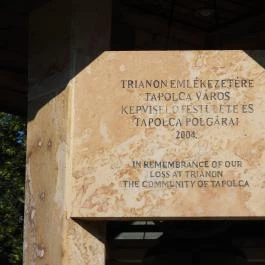 Trianoni emlékmű Tapolca - Egyéb