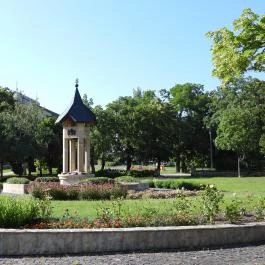 Trianoni emlékmű Tapolca - Külső kép