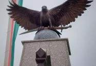 Trianoni emlékmű Kiskunlacháza