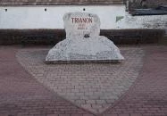 Trianon emlékmű Dad