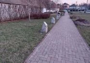 Trianon emlékmű Dad