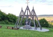 Trianoni emlékmű Mikóháza