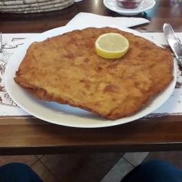 Bécsiszelet Vendéglő - Hengermalom út Budapest - Étel/ital