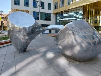 Triptichon szobor Budapest