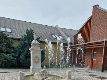 Tudás kútja Jászfényszaru