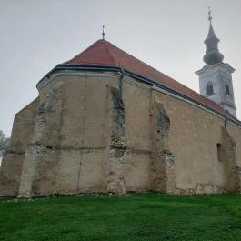 Túrony Árpád-kori temploma Túrony - Külső kép