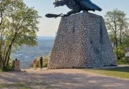 Turul Emlékmű Tatabánya