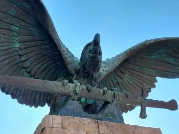 Turul szobor Budapest