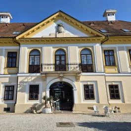 Új-Ebergényi Kastélyszálló , Vasszécseny - Külső kép