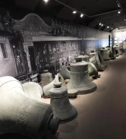 Új világ született kiállítás