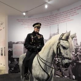 Új világ született kiállítás, Budapest - Belső