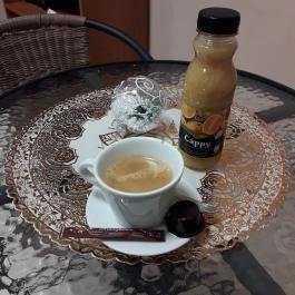 Újbuda Cukormentes Cukrászda, Budapest - Étel/ital