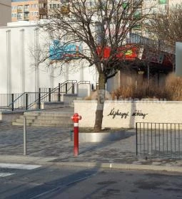 Az Újhegyi sétány meglepetés szobrai