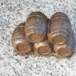 Az Újhegyi sétány meglepetés szobrai, Budapest - Egyéb