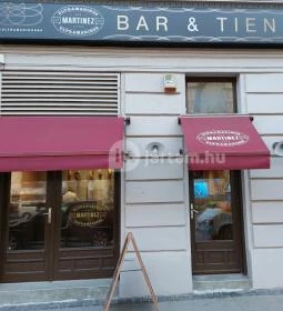 Ultramarinos Martinez