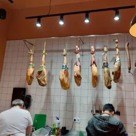 Ultramarinos Martinez, Budapest - Belső