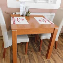 Urak Asztala Vendéglő Tahitótfalu - Belső