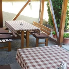 Urak Asztala Vendéglő Tahitótfalu - Belső