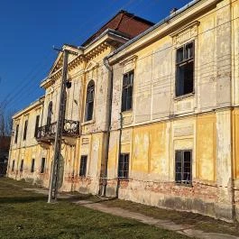 Ürményi-Dreher-kastély Vál - Külső kép