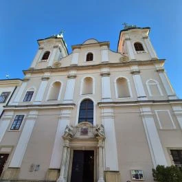 Urunk színeváltozása templom Pécs - Külső kép