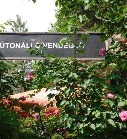 Útonálló Vendéglő