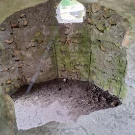 Üveghuta emlékmű Városlőd - Belső