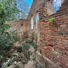 Uzdpusztai romkápolna Gölle - Belső