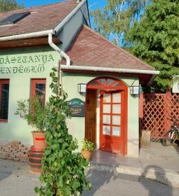 Vadásztanya Vendéglő