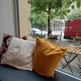 Vaj Budapest - Belső