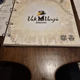 Vakvarjú Csónakház Budapest - Egyéb