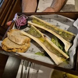 Vakvarjú Csónakház Budapest - Étel/ital