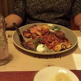 Vakvarjú Étterem - Pest Budapest - Étel/ital