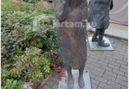 Várakozók szobra Siófok Siófok