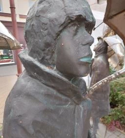 Várakozók szobra Siófok