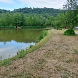 Várgesztesi horgásztó, Várgesztes - Külső kép