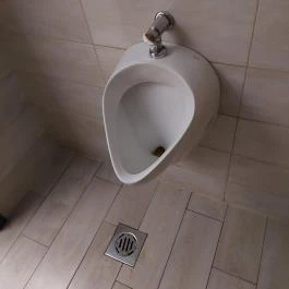 Varietas Vendéglő , Vésztő - Mosdó