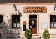 Várkanyar Vendéglő Tata