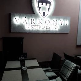 Várkonyi Bistro & Bar, Gyula - Belső
