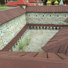 Várpark és Skanzen Dinnyés - Egyéb