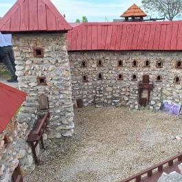 Várpark és Skanzen Dinnyés - Egyéb