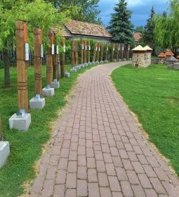 Várpark és Skanzen