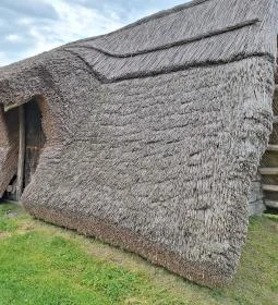 Várpark és Skanzen