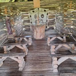 Várpark és Skanzen Dinnyés - Belső